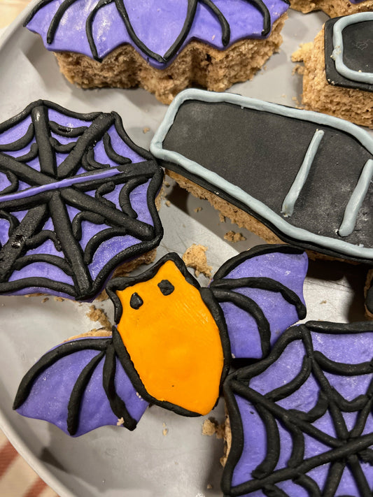 Irresistibly Cute Halloween Decorated Cookies for a Ghoulishly Good Time